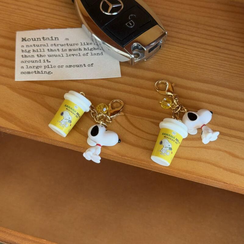 New Snoopy Pendant Kawaii Cart - огляд і ціна Phone Accessories In China